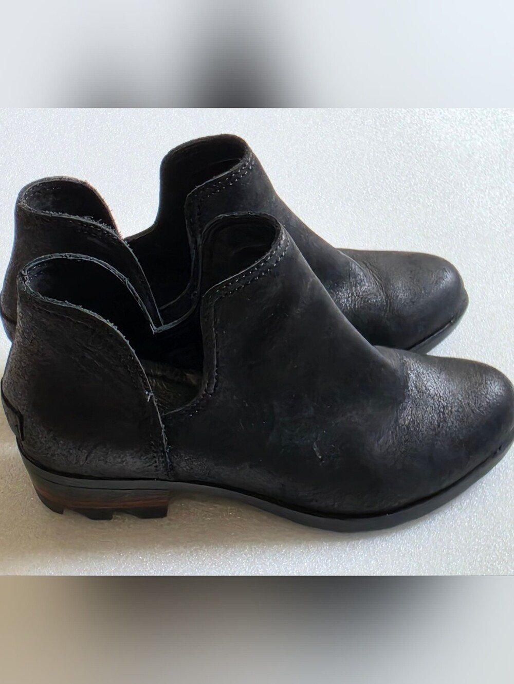 Sorel Lolla II Cut Out Booties